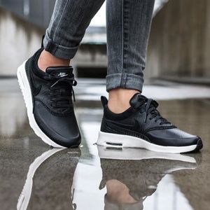 WOMEN'S NIKE AIR MAX THEA